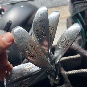 Hogan Golf Clubs Radial 10 Pc Iron Set in right hand